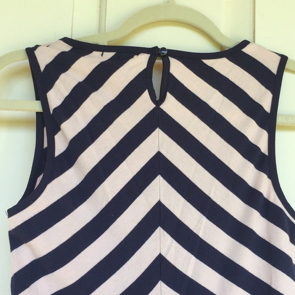 Women’s striped blue and pink dress!! - Picture 2 of 5